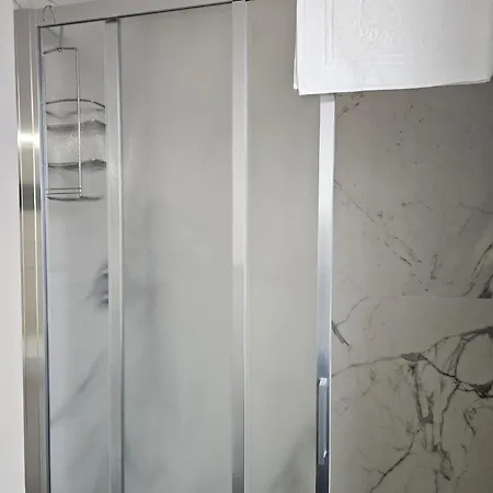 La Toscanina アパート サンレモ